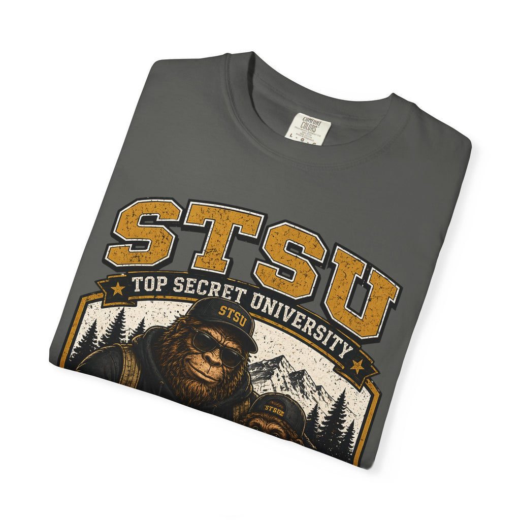 Bigfoot Sasquatch & son University  Shirt | Squatchitis Top Secret College Tee